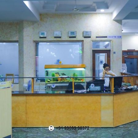 Infocity Club And Resort Gandhinagar Dış mekan fotoğraf